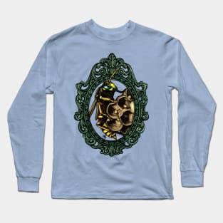 Invertebrate Cameo: Paper Wasp (The Wolf Queen) Long Sleeve T-Shirt